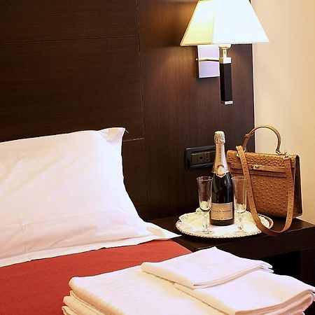 Hotel Versailles Рим Стая снимка
