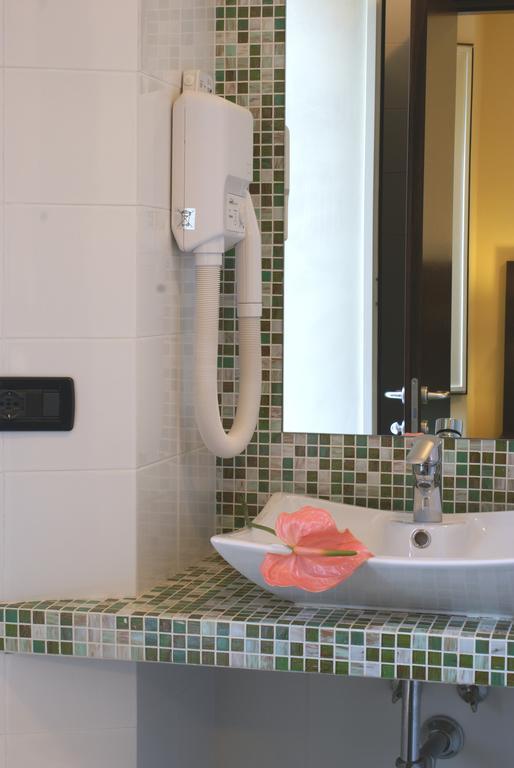 Hotel Versailles Рим Стая снимка