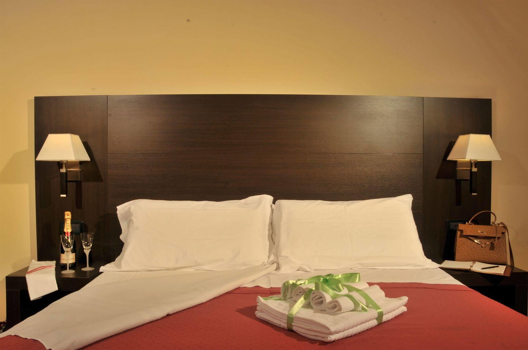 Hotel Versailles Рим Екстериор снимка